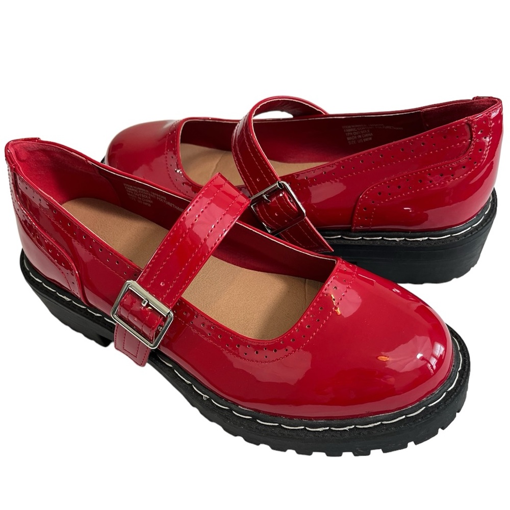 TORRID Mary Jane Flat Lug Sole Platform Shoes, Red Patent Finish, 9WW Extra Wide